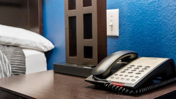 Belmont Inn and Suites image 33